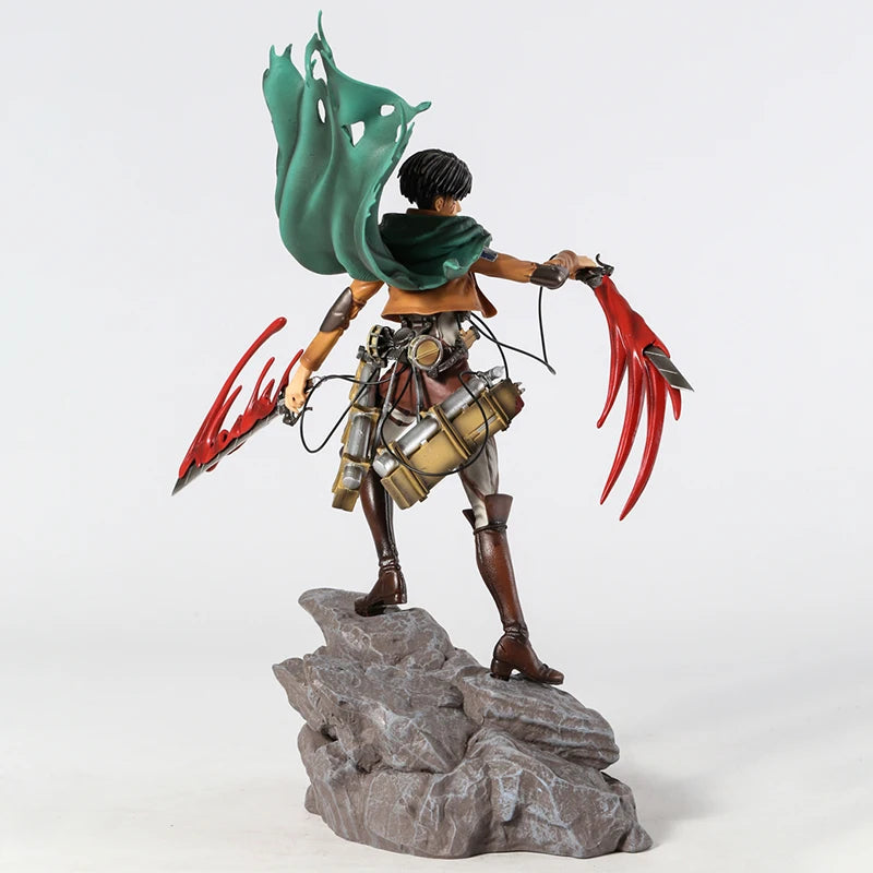 Attack on Titan Levi Ackerman Figur - Animezon