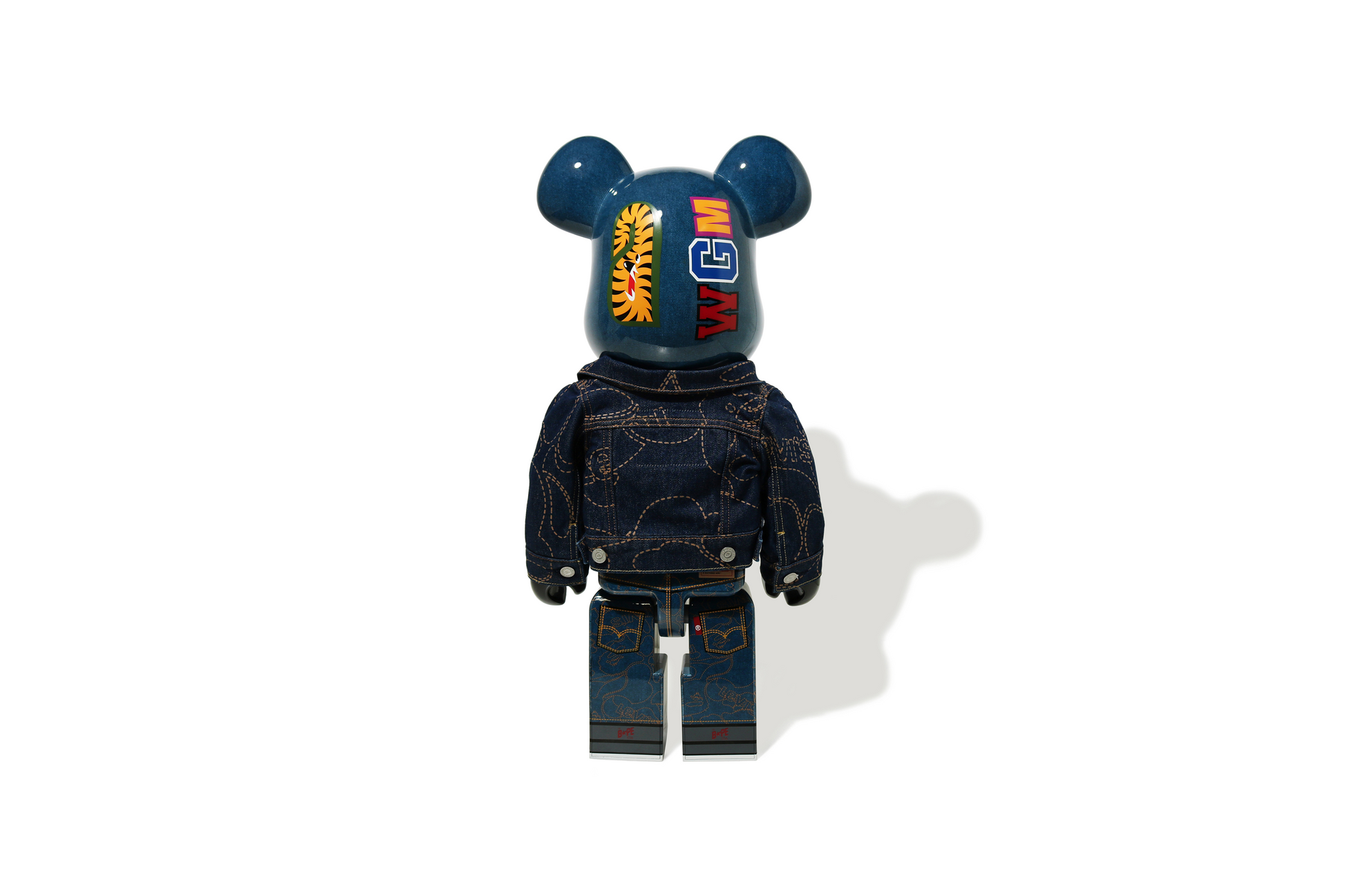 Bearbrick x BAPE x Levi's 1000% - Animezon